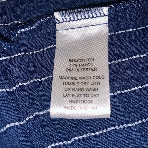*Read Description* Joie Short Sleeve Gauzy V-neck Blouse Blue White Stripe 3x - Picture 9 of 9